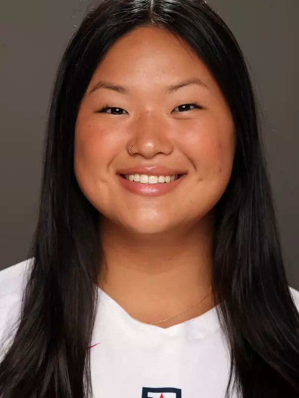 Kylie Wong headshot