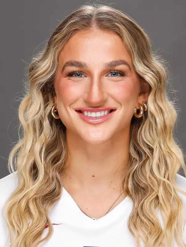 Joy Galles Headshot