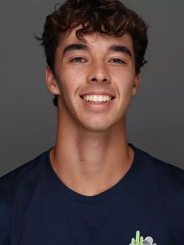 Alejandro Arcila Headshot