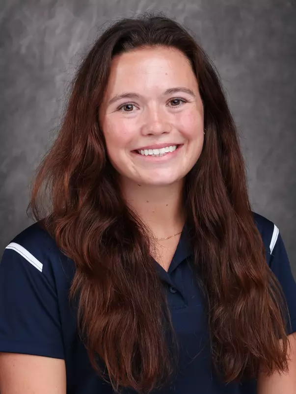 Carmen Hernandez, diving graduate assistant — TUCSON, ARIZ. -- ICA staff headshot at Photo Studio.
Oct. 9, 2025.
Photo by Mike Christy / Arizona Athletics