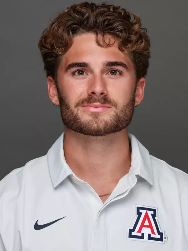 Miles Bottai - TUCSON, ARIZ. —Men’s swimming and diving headshots at McKale Memorial Center
Sept. 4, 2025.
Photo by Rebecca Sasnett / Arizona Athletics
