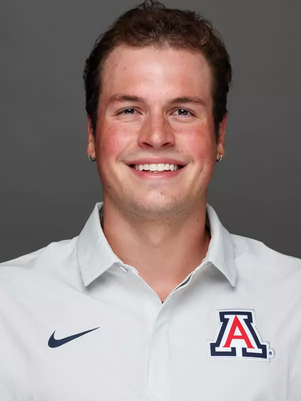 Mitchell Oliver - TUCSON, ARIZ. —Men’s swimming and diving headshots at McKale Memorial Center
Sept. 4, 2025.
Photo by Rebecca Sasnett / Arizona Athletics