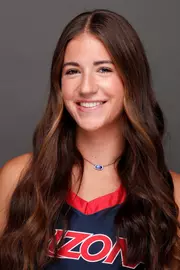 Leah Norris Headshot