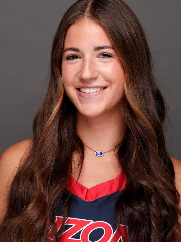 Leah Norris Headshot