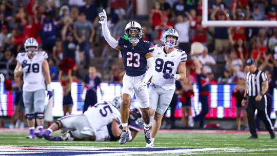 Wildcats Head to Ames for Ranked Test at No. 14 Iowa State
