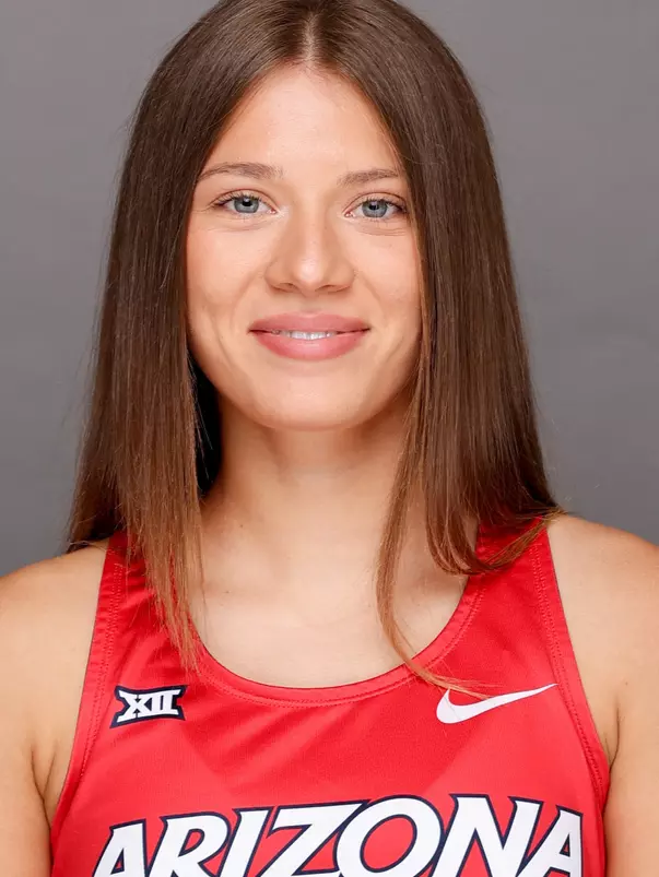 Dunja Sikima Headshot