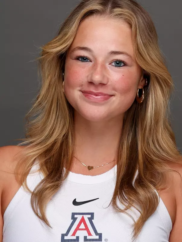 Danielle Tuhten Headshot