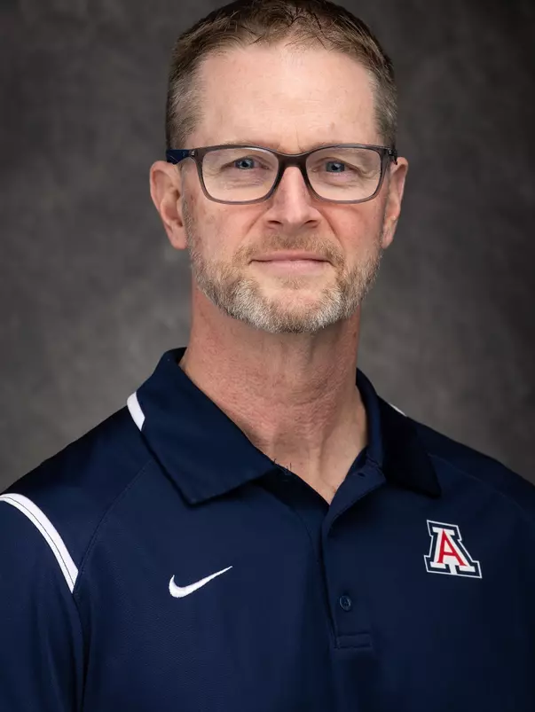 Todd Starkey headshot