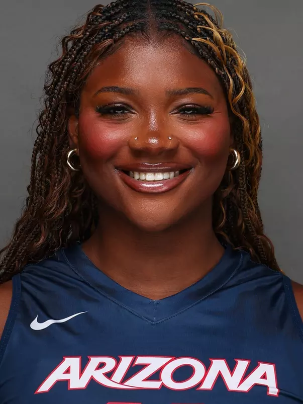 Journey Tucker Headshot