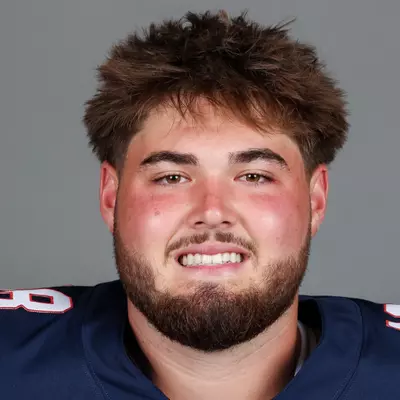 Carter Jones headshot