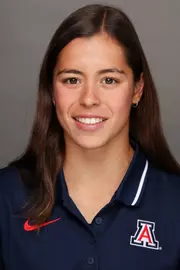Maria Clara Abreu Borges Cunha Headshot