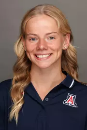 Molly Lakustiak Headshot