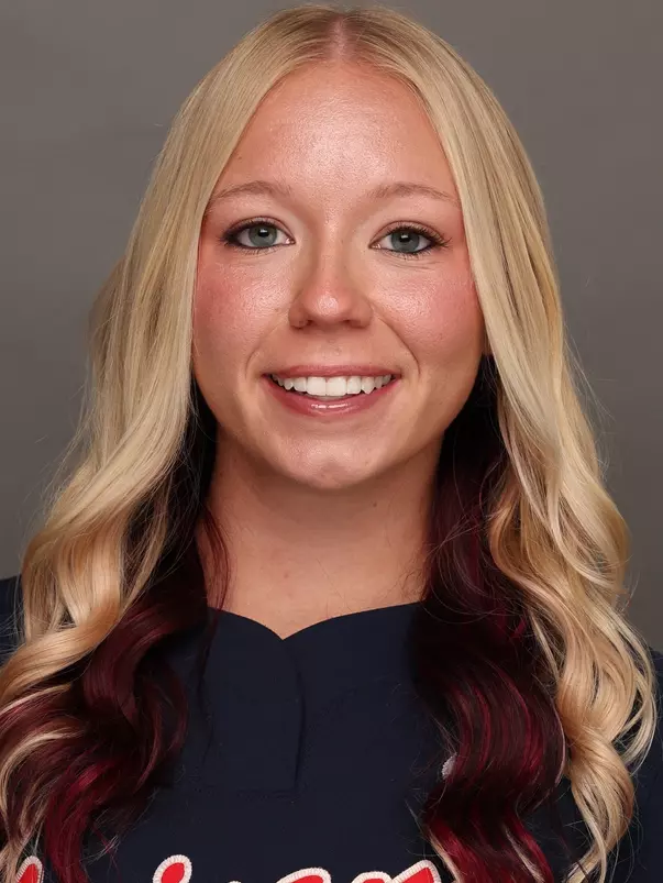 Lilly Hauser Headshot