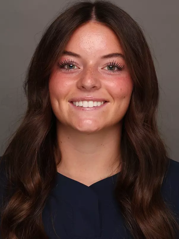 Violet Mitchell Headshot