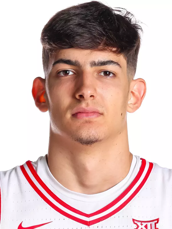 Maksim Brnovic (35) — TUCSON, ARIZ. -- Men’s basketball photo day at Richard Jefferson Gymnasium.
Sept. 9, 2026.
Photo by Mike Christy / Arizona Athletics