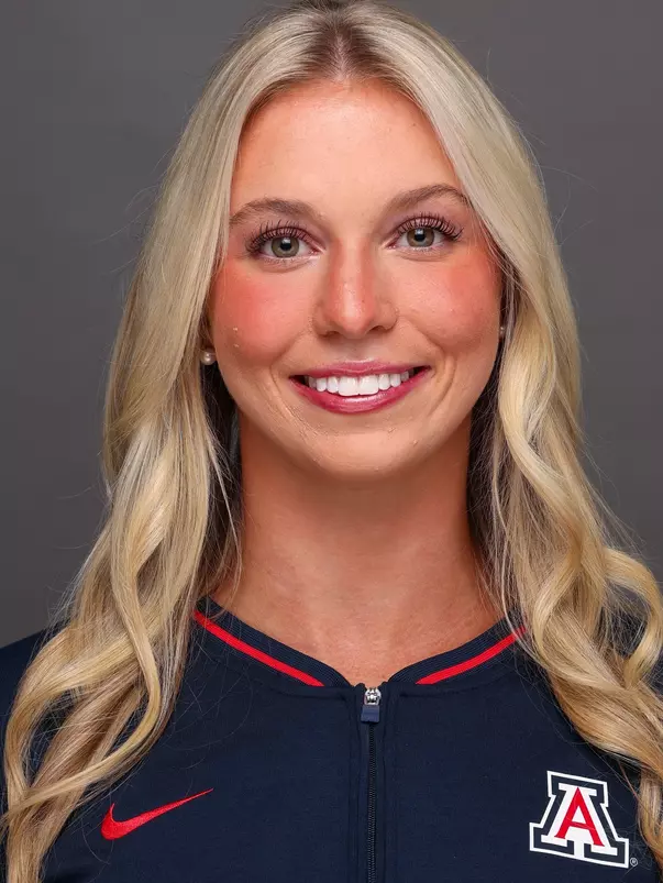 Lily Tisdale Head Shot