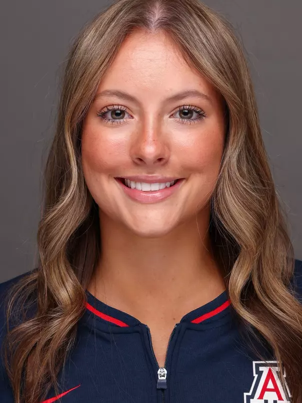 Olivia Sawyer Head Shot