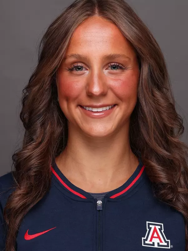 Sadie Smith Head Shot