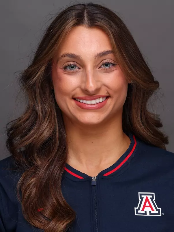 Sophie Derr Head Shot