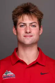 Duncan Henderson — TUCSON, ARIZ. -- Men’s Swimming and Diving Headshots at Photo Studio.
Aug. 28, 2026.
Photo by Marison Bilagody / Arizona Athletics