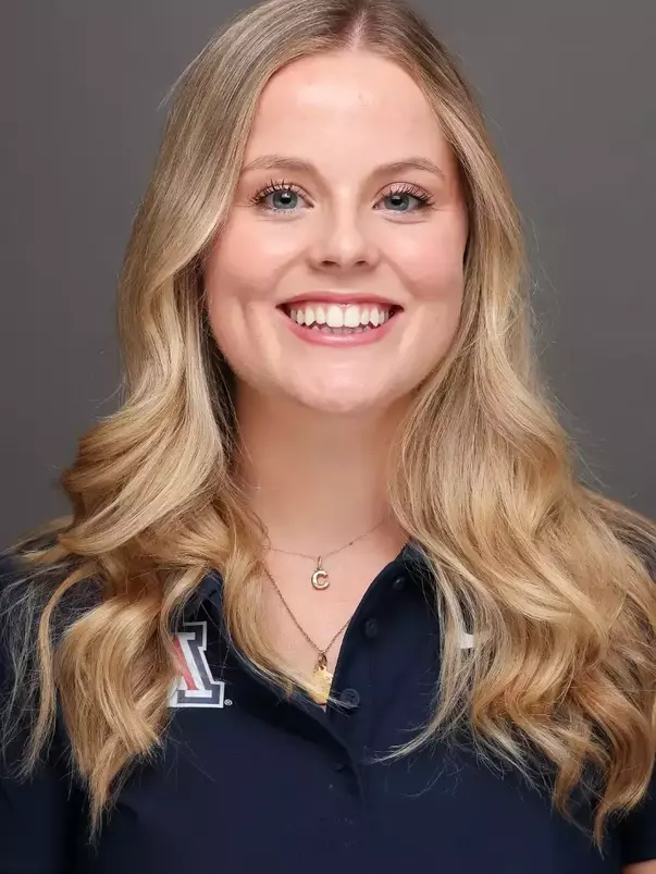 Cloe Amion - TUCSON, ARIZ. -- Women’s Golf Headshots at studio at McKale Memorial Center in ALKEME Arena
Sept. 2, 2026.
Photo by Rebecca Sasnett / Arizona Athletics