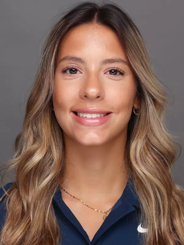 Lia Doskoris — TUCSON, ARIZ. -- Women’s swimming and diving roster headshots at Photo Studio.
Aug. 29, 2026.
Photo by Mike Christy / Arizona Athletics