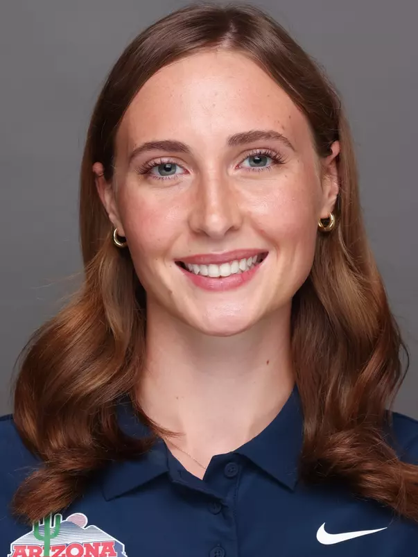 Riley Botton — TUCSON, ARIZ. -- Women’s swimming and diving roster headshots at Photo Studio.
Aug. 29, 2026.
Photo by Mike Christy / Arizona Athletics