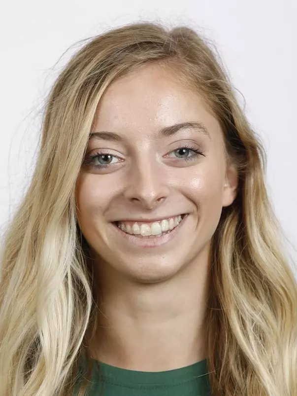 Madison McNamee headshot 2019-20