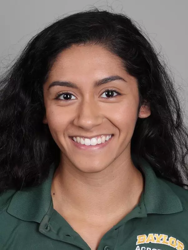 Hope Bravo headshot 2019