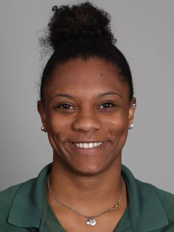 Ariel Brown headshot 2019