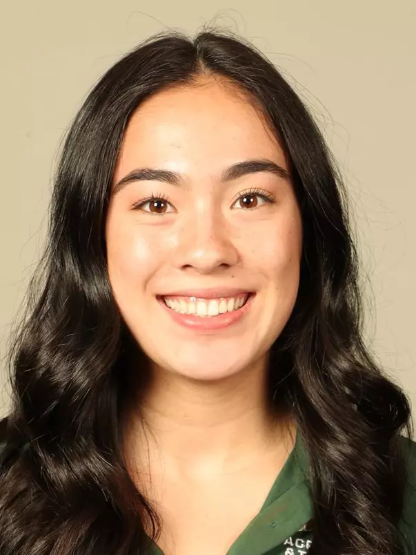 Emily Hoppie headshot