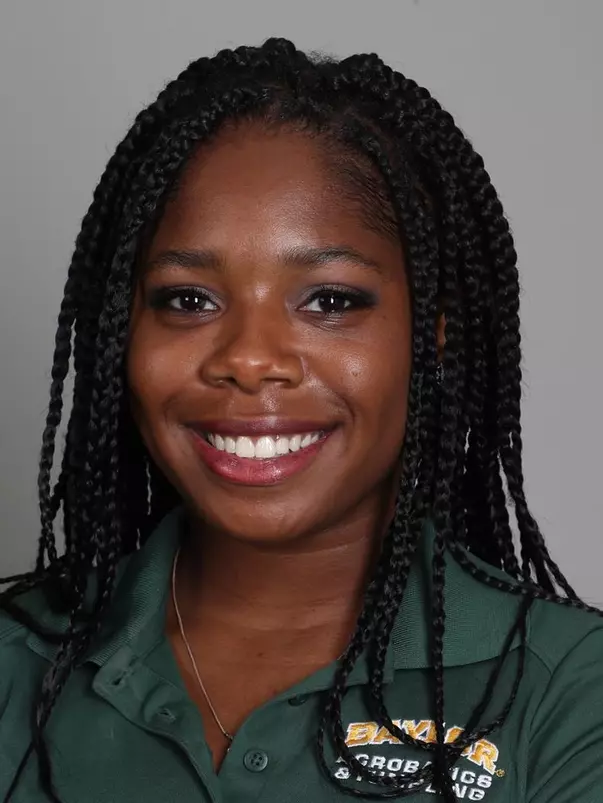 Simmons 2019 headshot