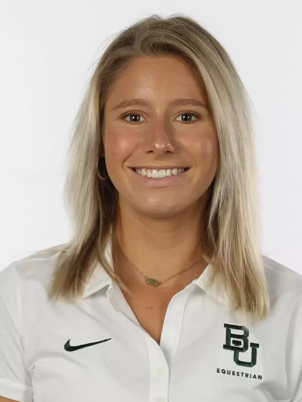 Maddy Bomba Headshot 2020