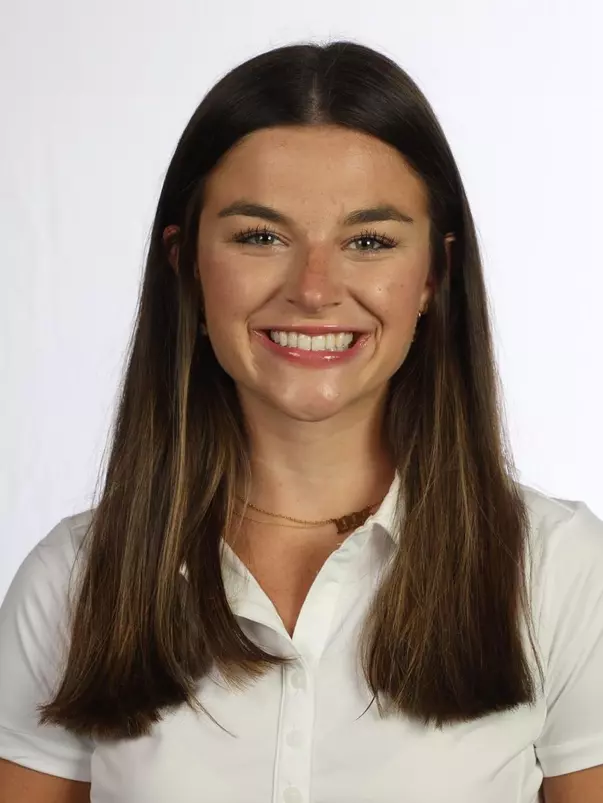 Catherine Moorhead Headshot 20-21