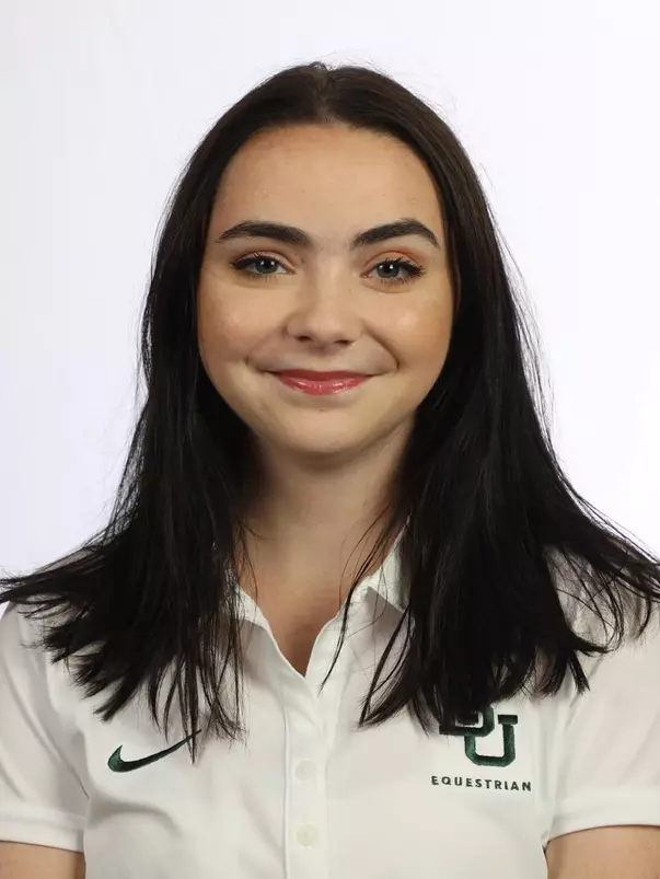 Samantha Stubblefield Headshot 20-21