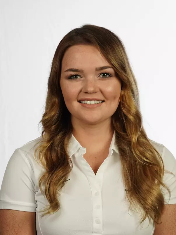 Delaney Van Horn Headshot 20-21