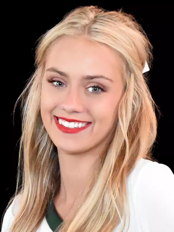 ashlyn rounkle headshot