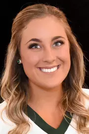 abigail walton headshot