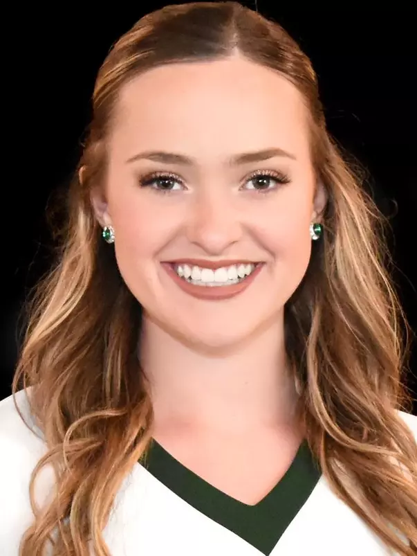 Hailey Graul Headshot