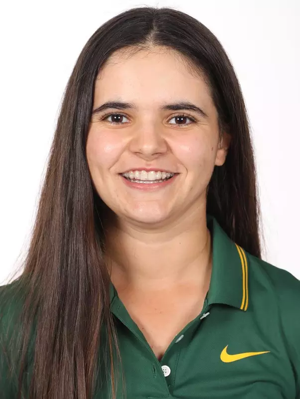 Antonia Matte_2021-22_Headshot