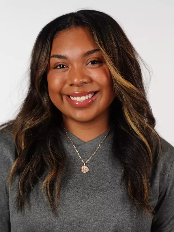 Layla Alexander 2023 A&T Headshot