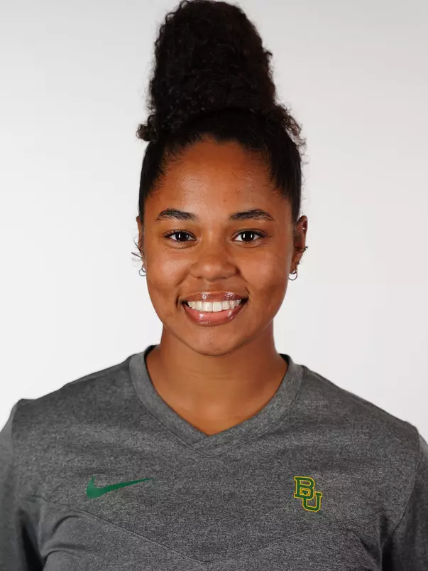 Zoe Collins 2023 A&T Headshot