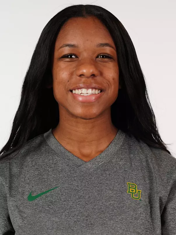 Alayna Reynolds 2023 A&T Headshot