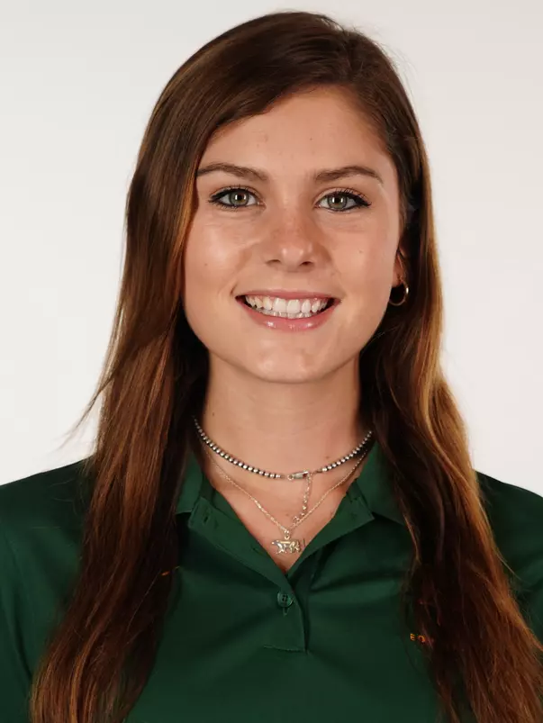 Catelyn Walker Headshot 2022
