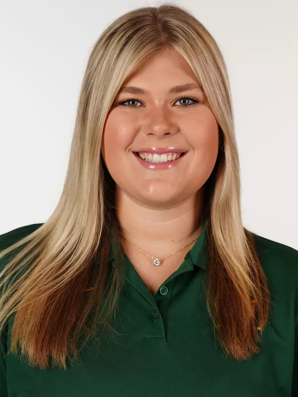 Jessica Batton Headshot 2022