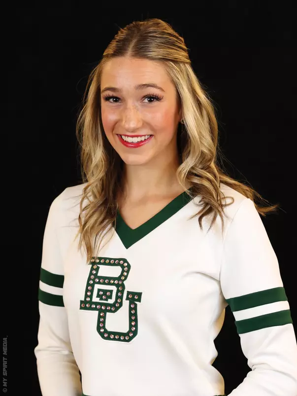 Elizabeth Dutton Headshot