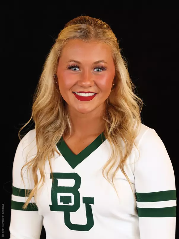 Emily Grace Carter Headshot