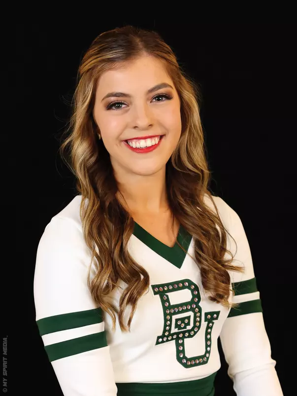 Heather Thomas Headshot