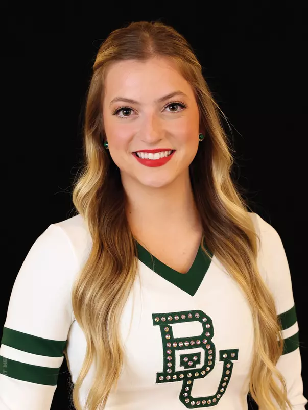 Lauren Conkling Headshot