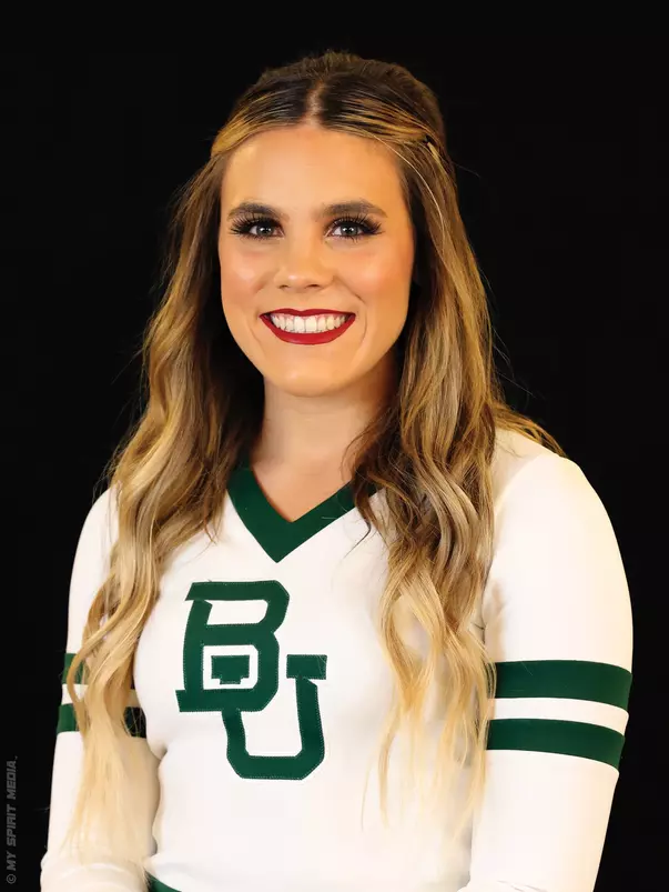 London Daniels Headshot